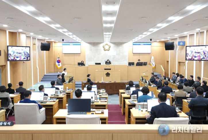 광주 남구의회, 제318회 임시회 개회