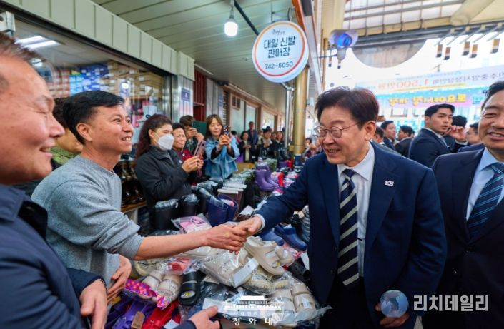 진주 중앙시장 방문(청와대)