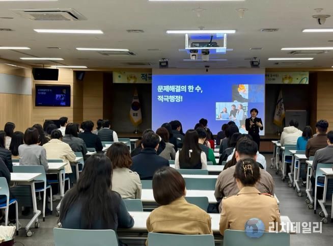 대구 수성구(수성구청장 권한대행 배춘식)는 지난 25일 구청 직원을 대상으로 ‘2026년 적극행정 특강’을 실시했다.