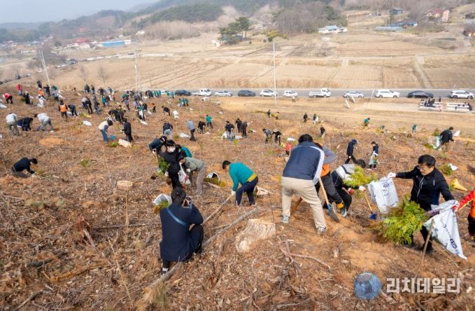 제81회 식목일 기념 나무심기행사