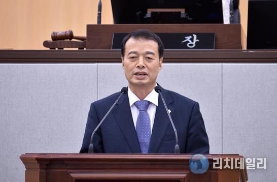 송하진 여수시의원 “공공주차장 태양광, 재정 부담 없이 추진해야”