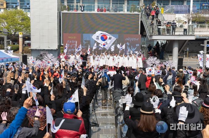 제26회 구포장터 3·1만세운동 기념행사, 태극기 물결 속 감동 재현