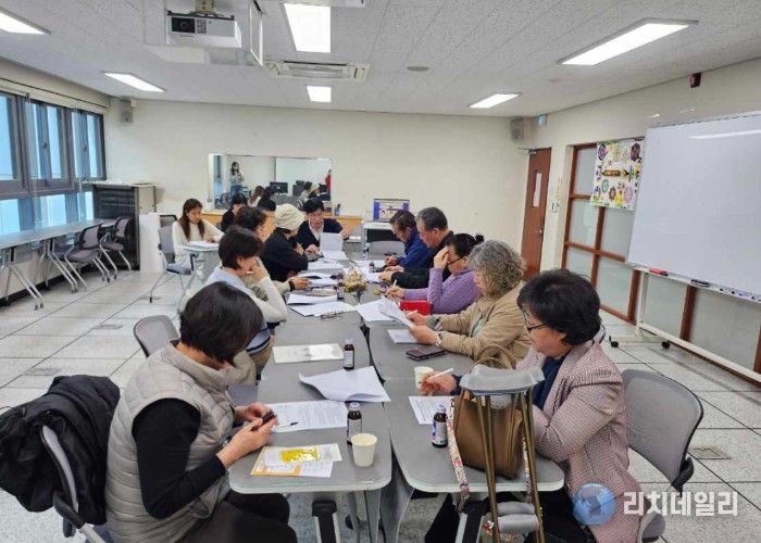 남양주시 화도읍, 지역사회보장협의체와 중장년 고독사 예방사업 ‘AI 복지쇼핑몰’추진