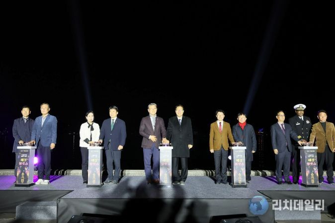 이충무공 승전기념 해상불꽃쇼,