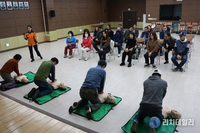 가평소방서, 「에덴벚꽃길 벚꽃축제 」운영요원 소방안전교육 실시