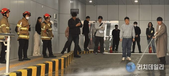 수원시 팔달구 매산동, 매산복합청사 실전형 합동소방훈련 실시